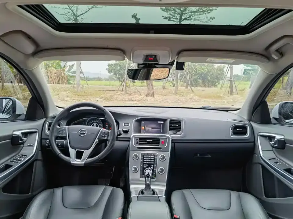 Volvo S60