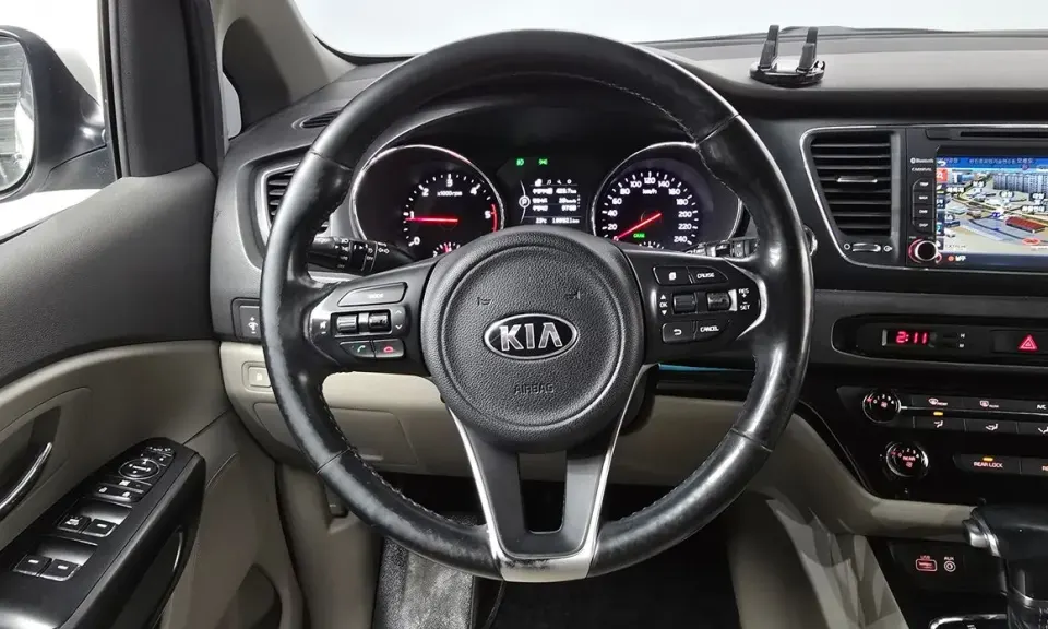 Kia Canival