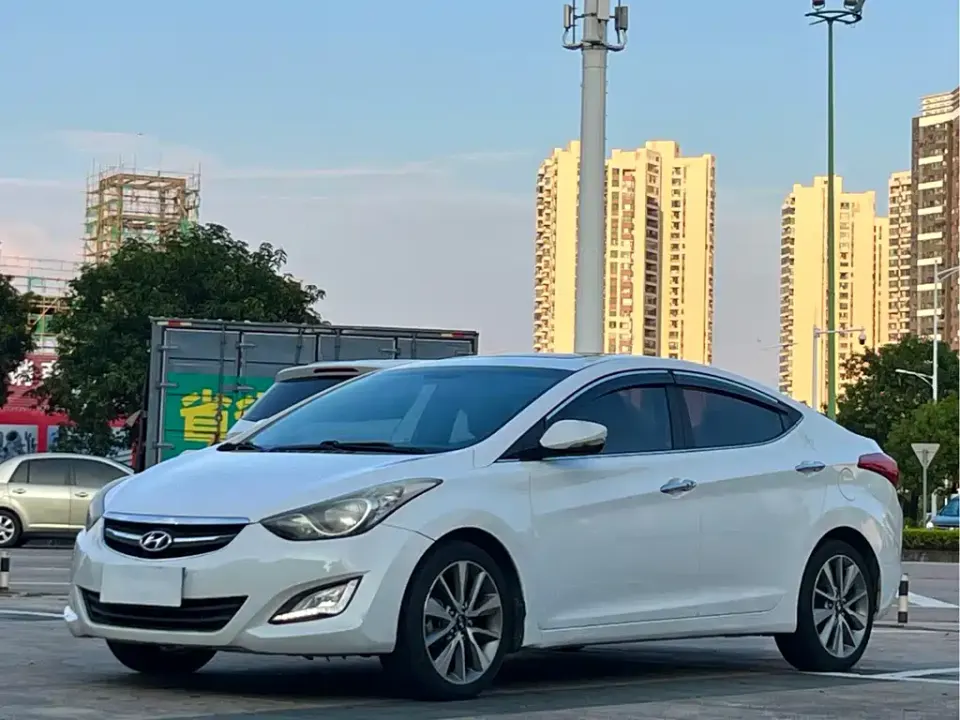 Hyundai Elantra Langdong