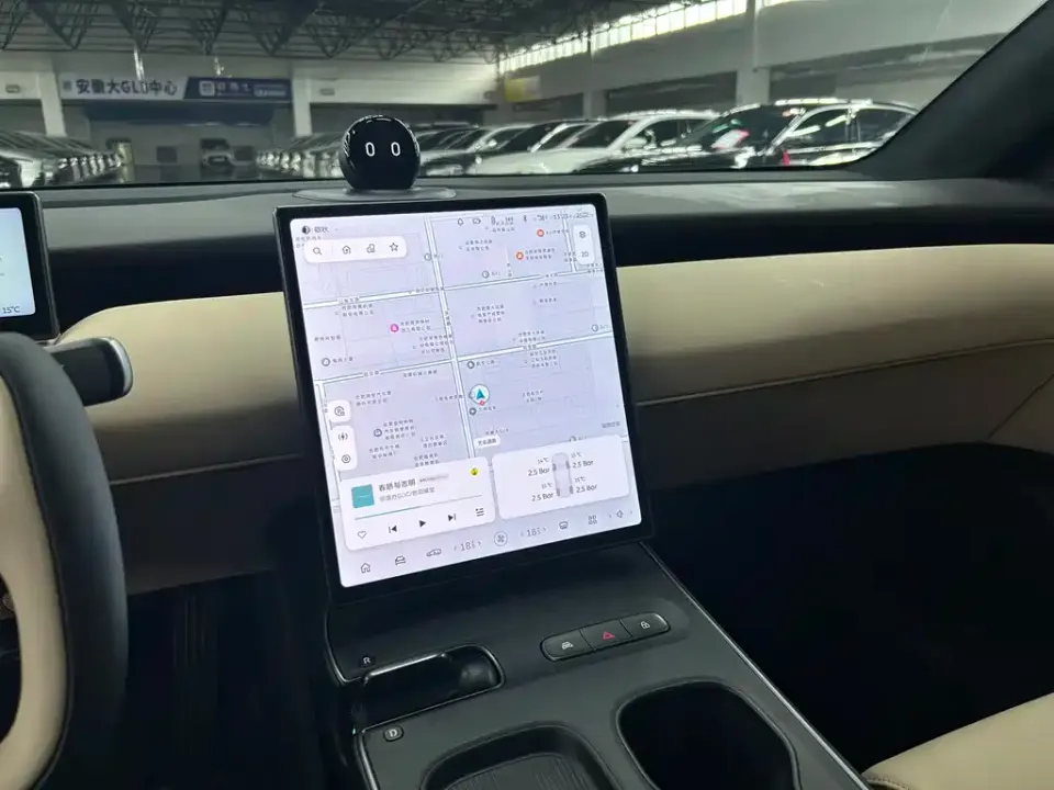 Nio ET5T