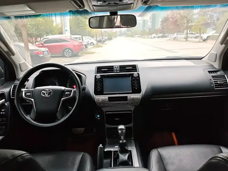 Toyota Prado