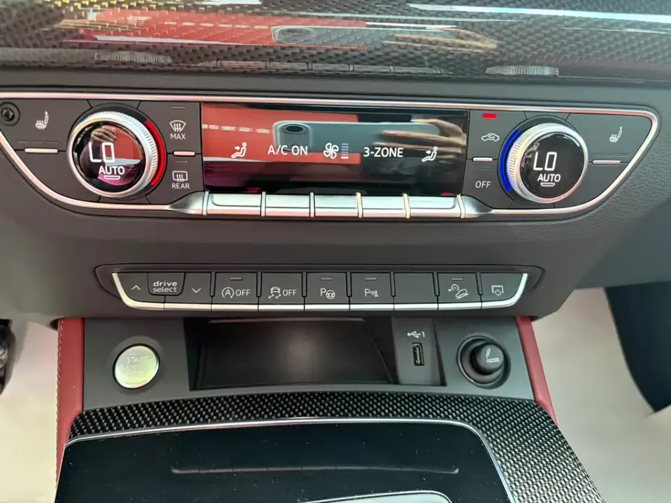 Audi Q5L Sportback