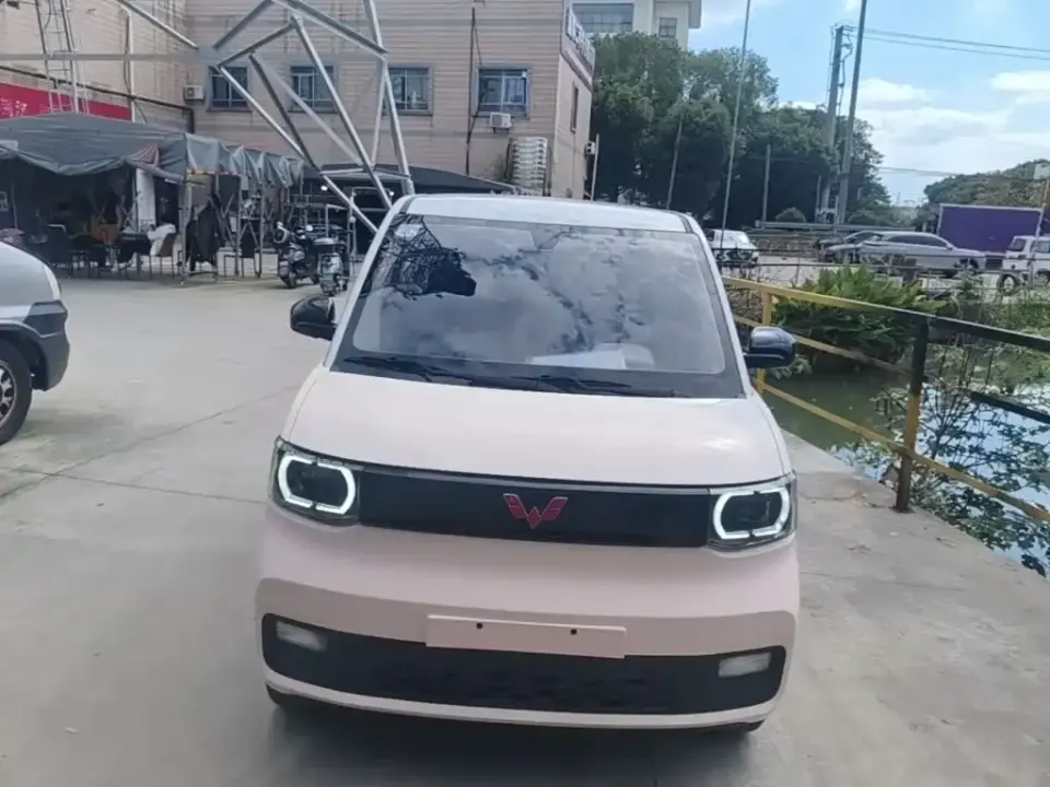 Wuling MINIEV