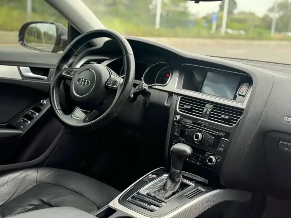 Audi A5 (Import)