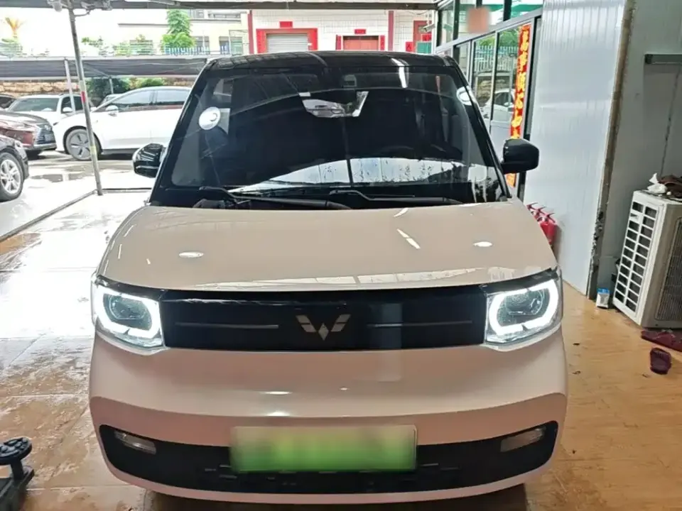 Wuling MINIEV