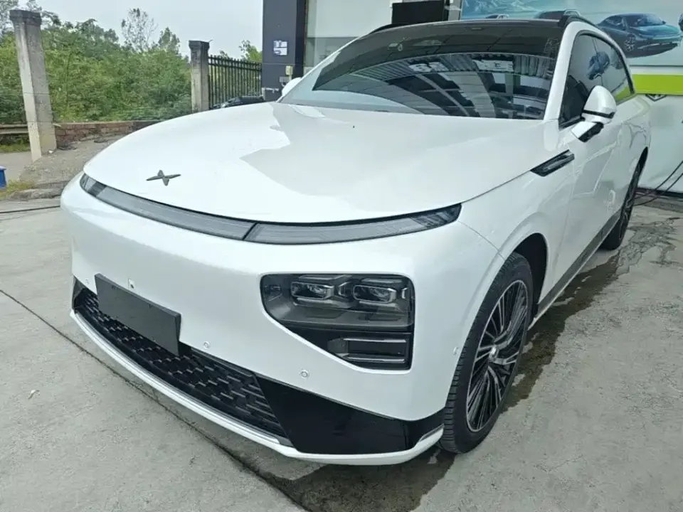 Xpeng G9