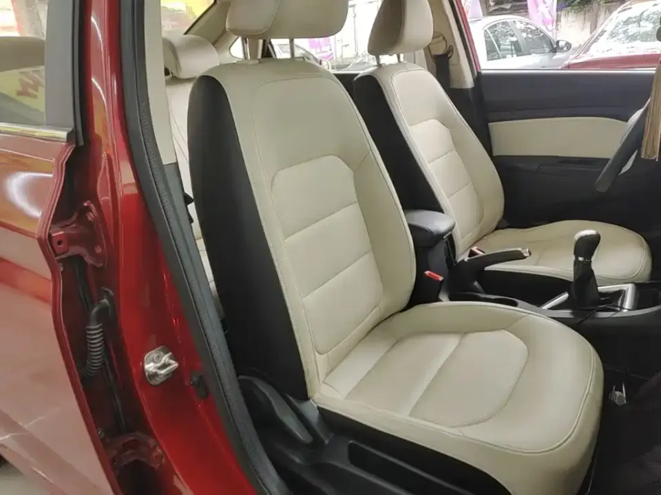 Changan Alsvin V7