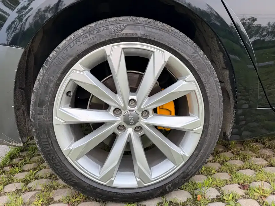 Audi A6 (Import)