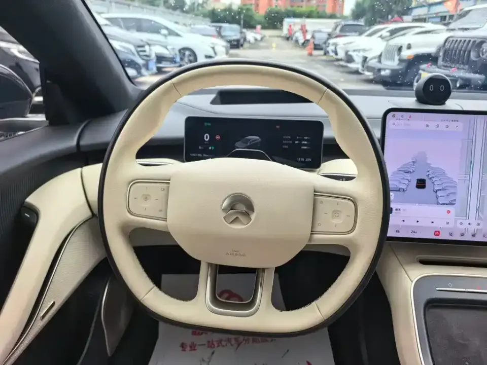 Nio ET5T