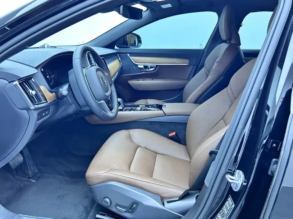 Volvo S90 PHEV