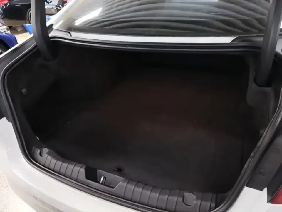 Jaguar XFL