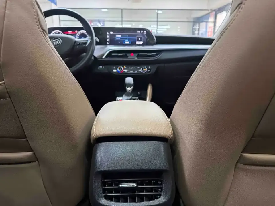Buick GL6