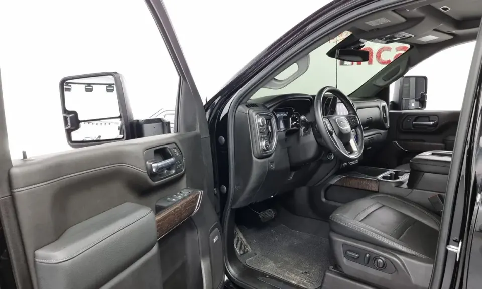 GMC Sierra