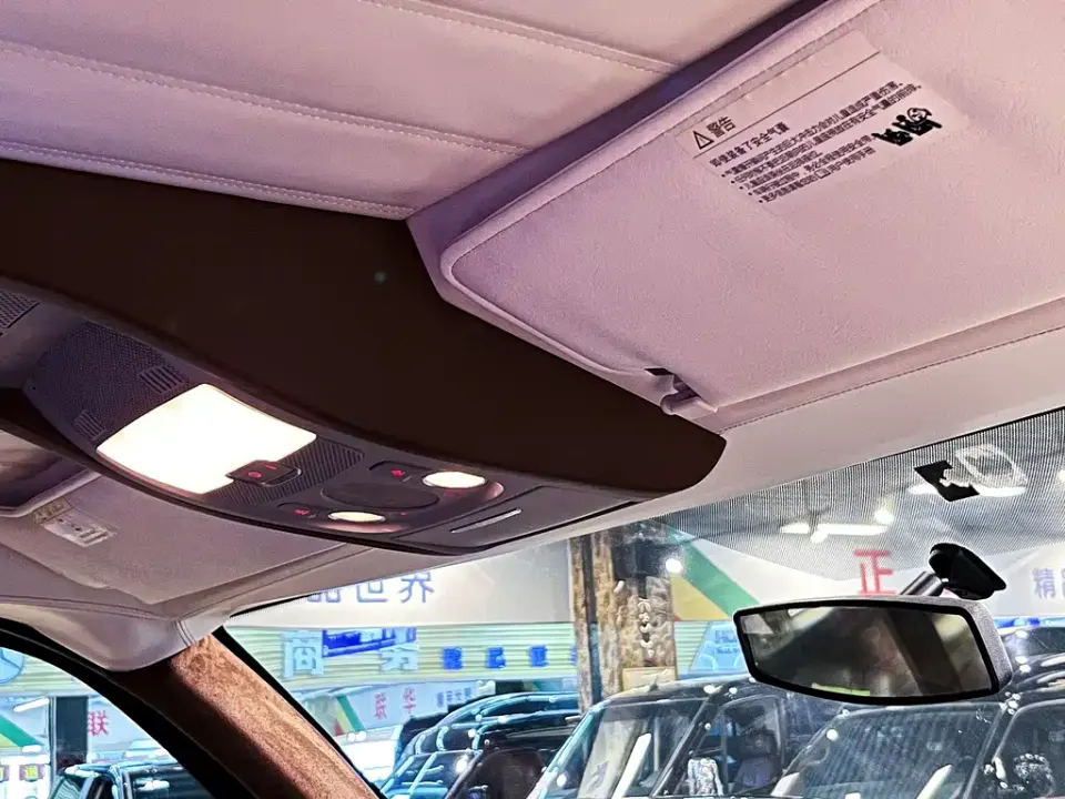 GMC Savana