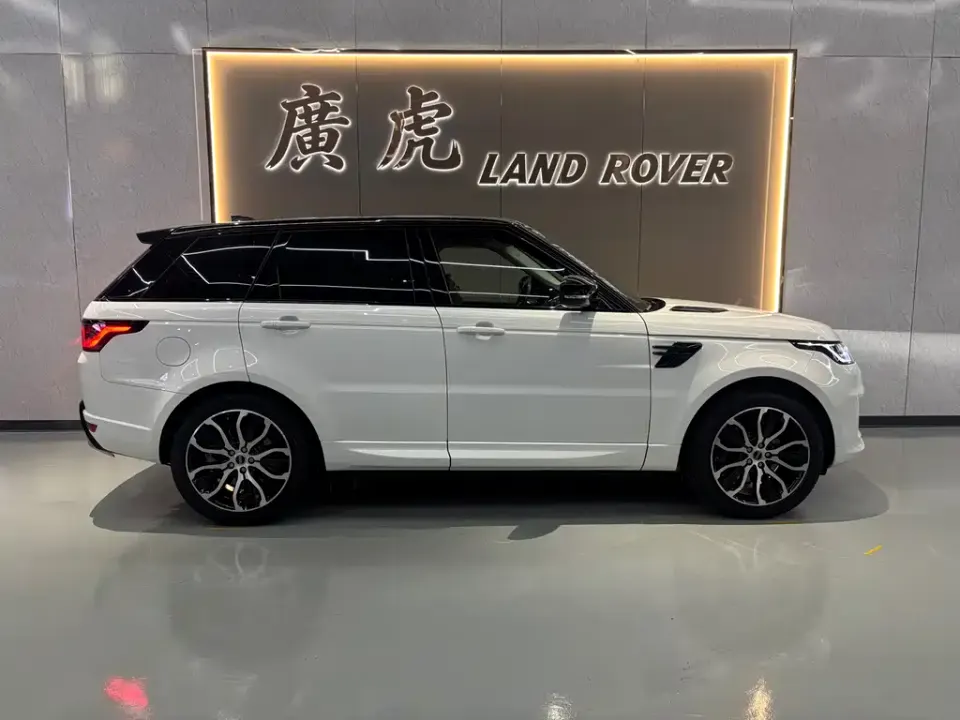 Land Rover Sport