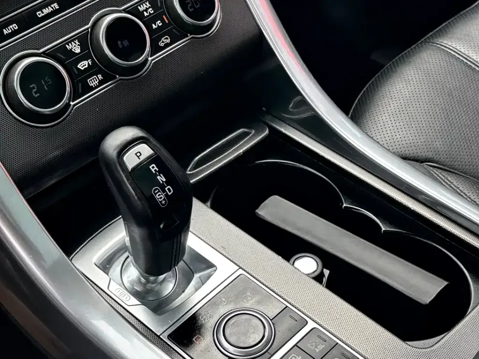 Land Rover Sport
