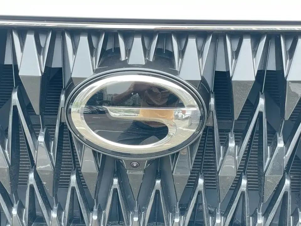 GAC Trumpchi GS8