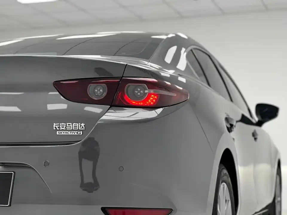 Mazda 3 Axela