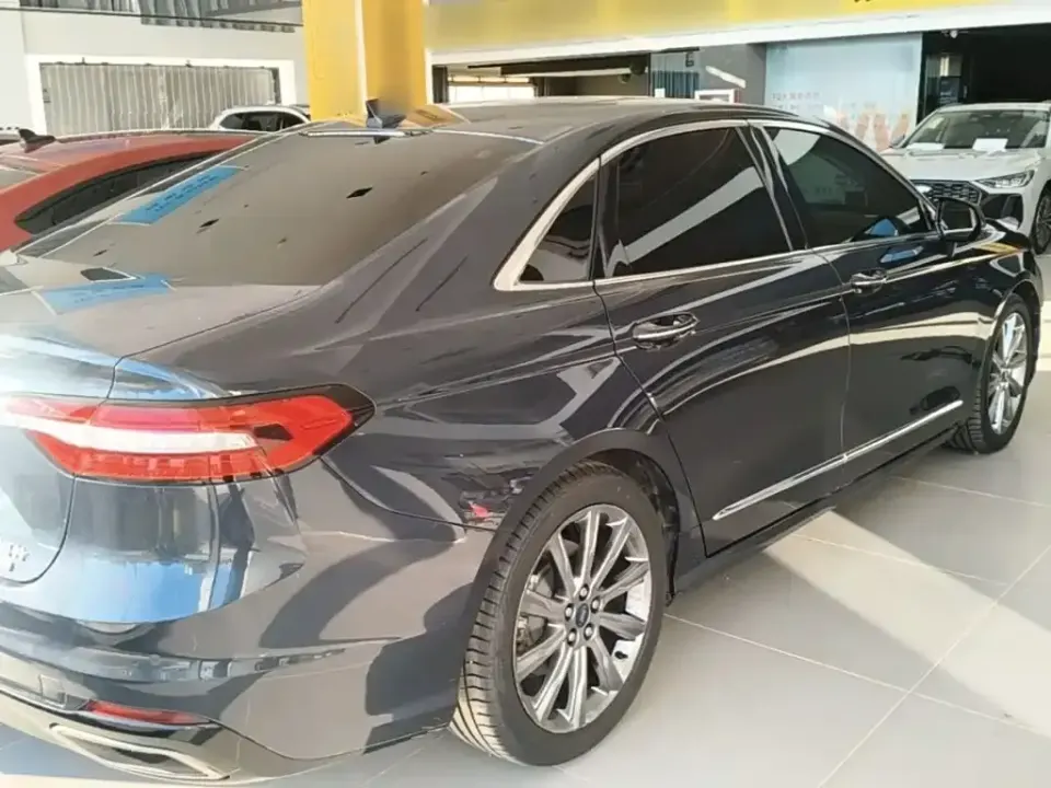 Ford Taurus