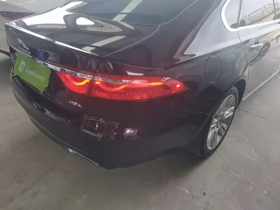 Jaguar XFL
