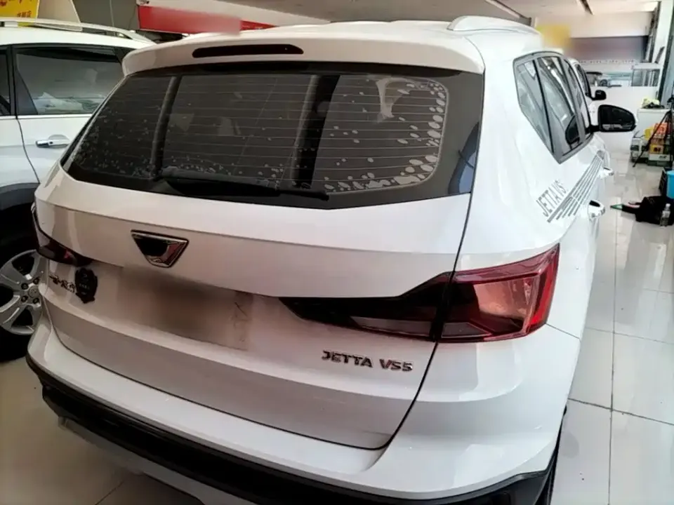 Jetta VS5