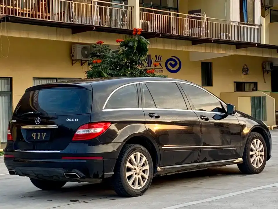 Mercedes-Benz R-Class