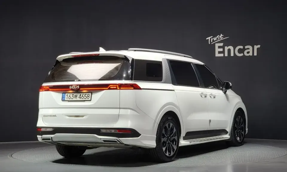 Kia Canival