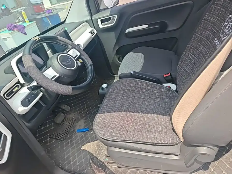 Wuling MINIEV
