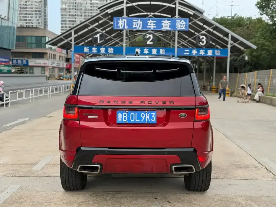 Land Rover Sport