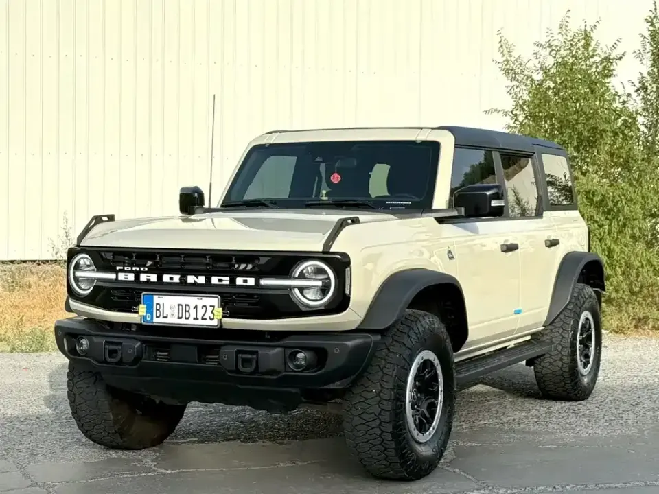 Ford Bronco