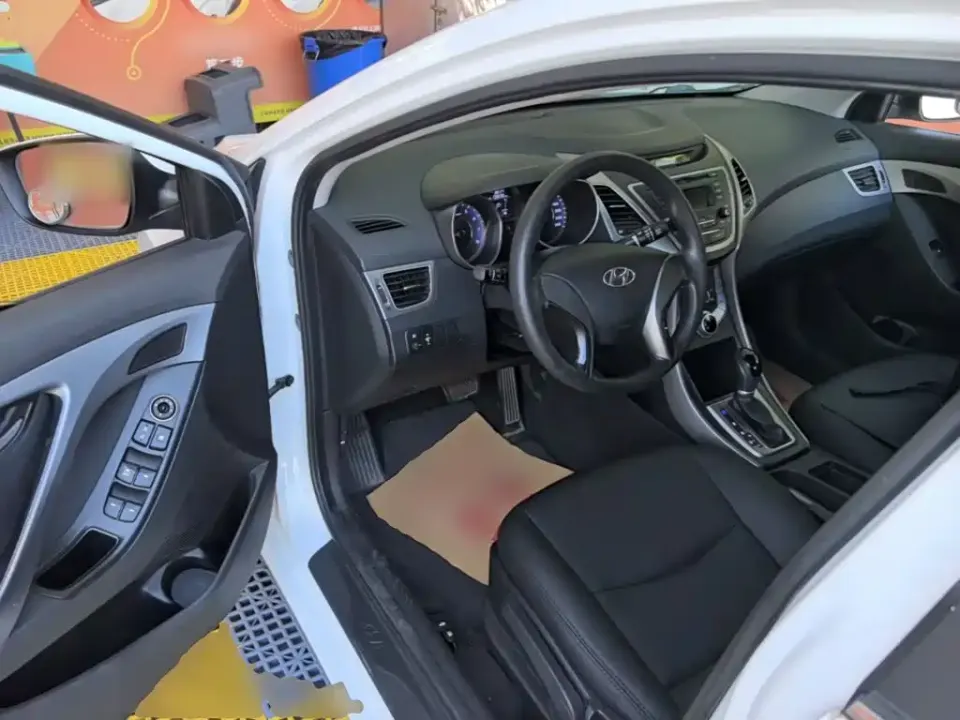 Hyundai Elantra Langdong