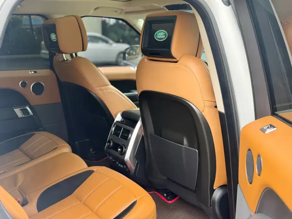 Land Rover Sport