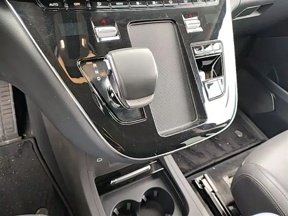 Hongqi Hongqi HQ9 PHEV