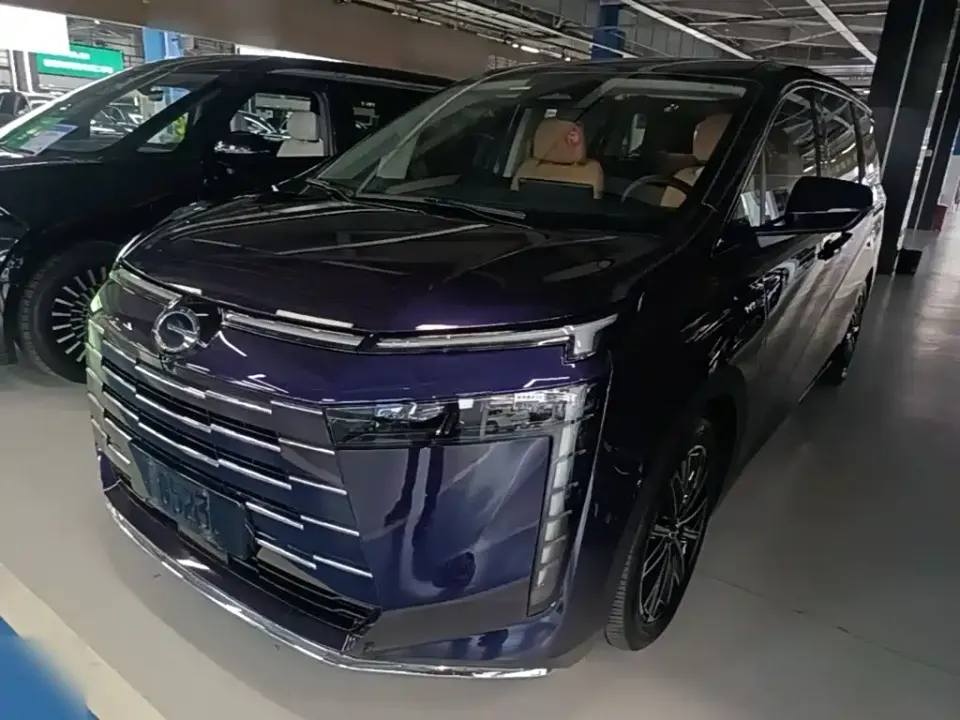 GAC Trumpchi E8 PHEV