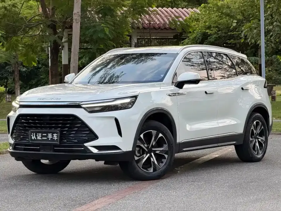 BAIC X7