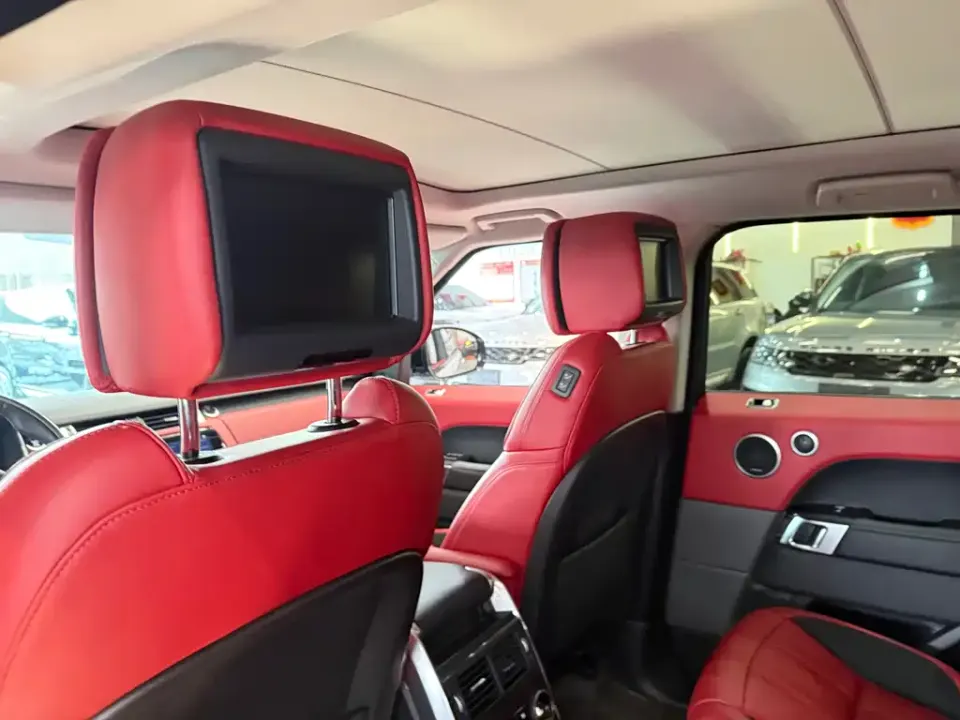 Land Rover Sport