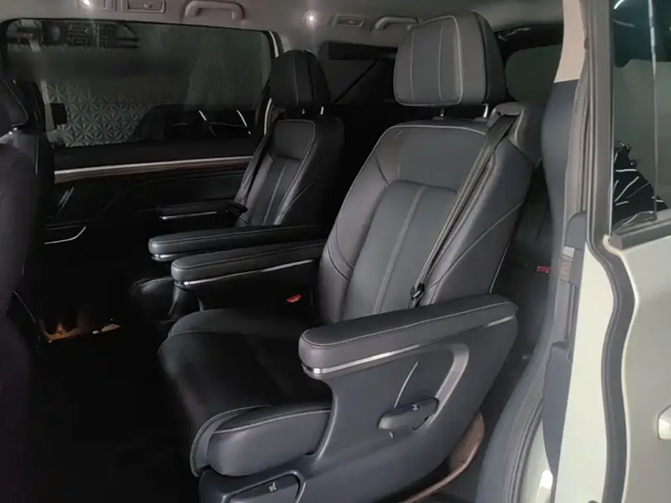 GAC Trumpchi M8