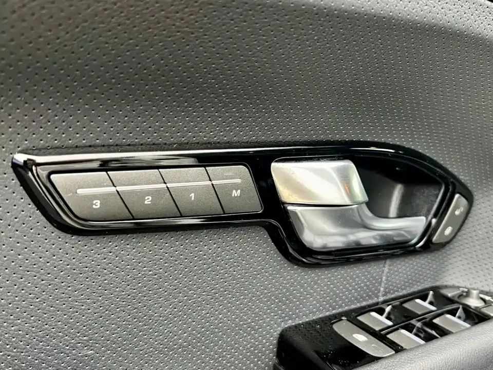 Land Rover Evoque (Import)