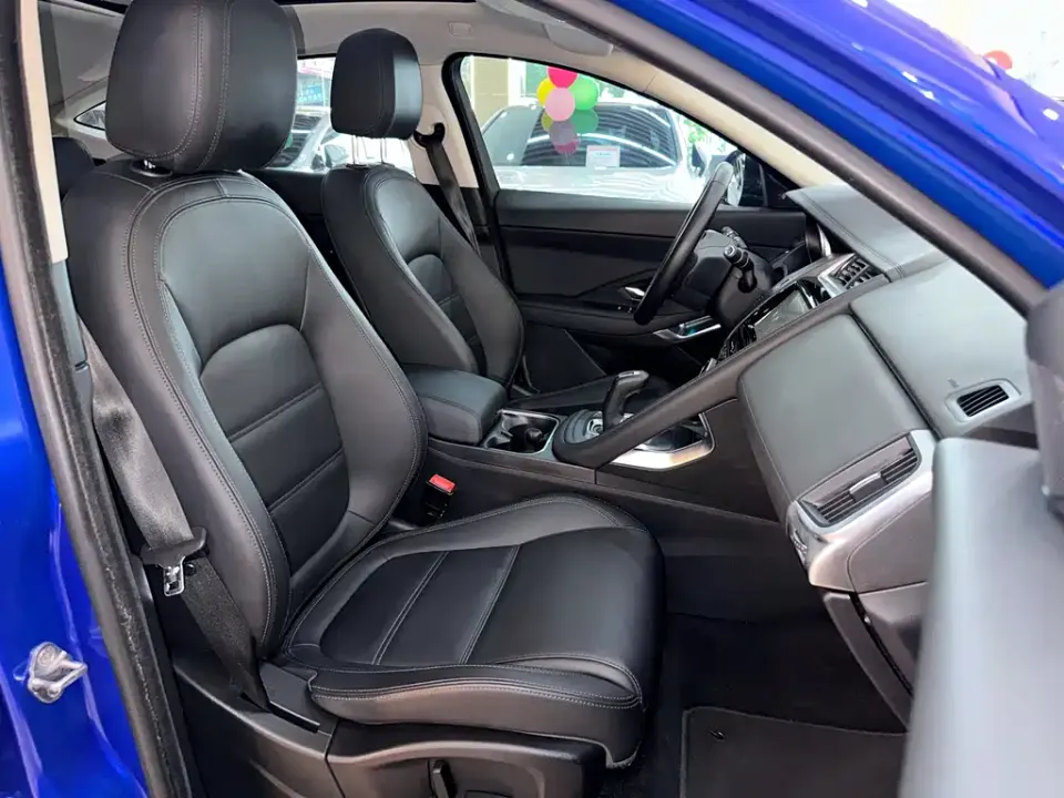 Jaguar E-Pace