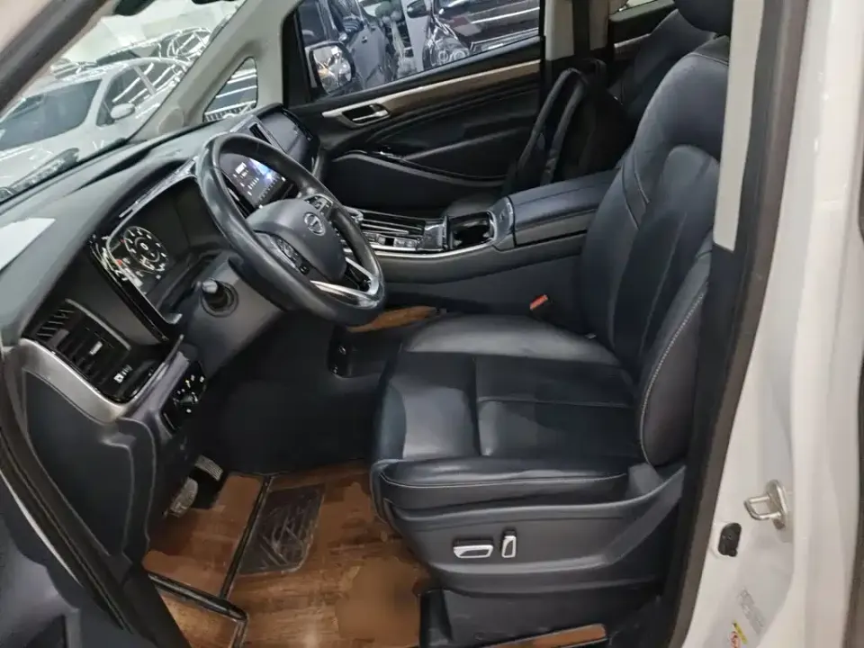 GAC Trumpchi M8