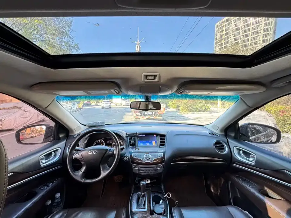 Infiniti JX