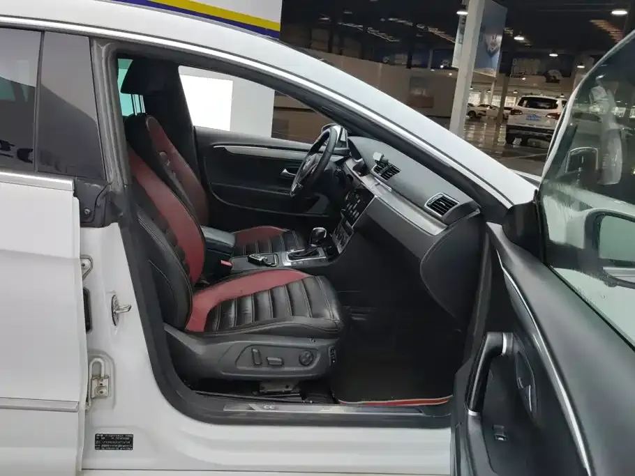 Volkswagen CC