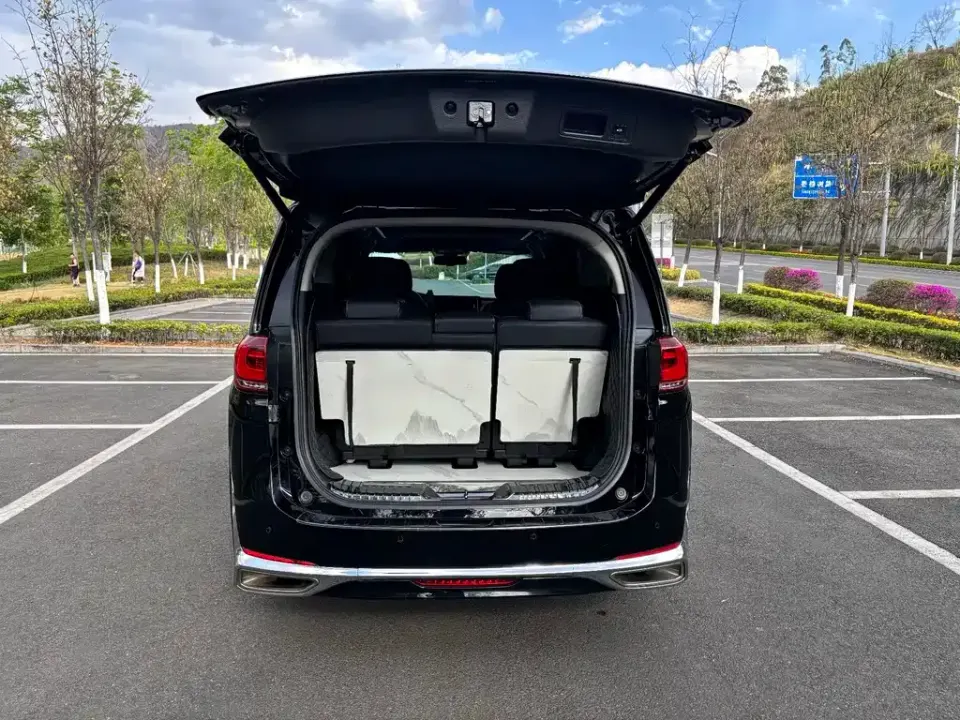 GAC Trumpchi M8