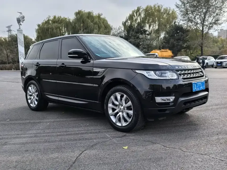 Land Rover Sport