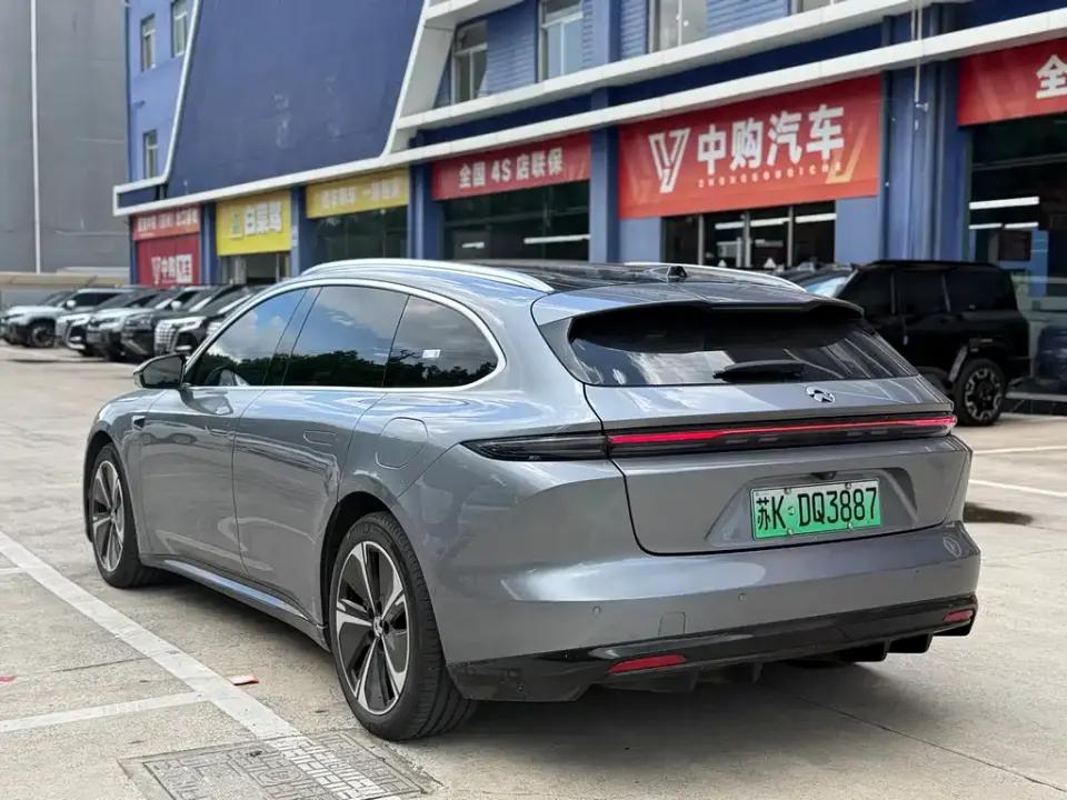 Nio ET5T