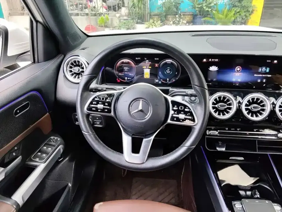 Mercedes-Benz GLB