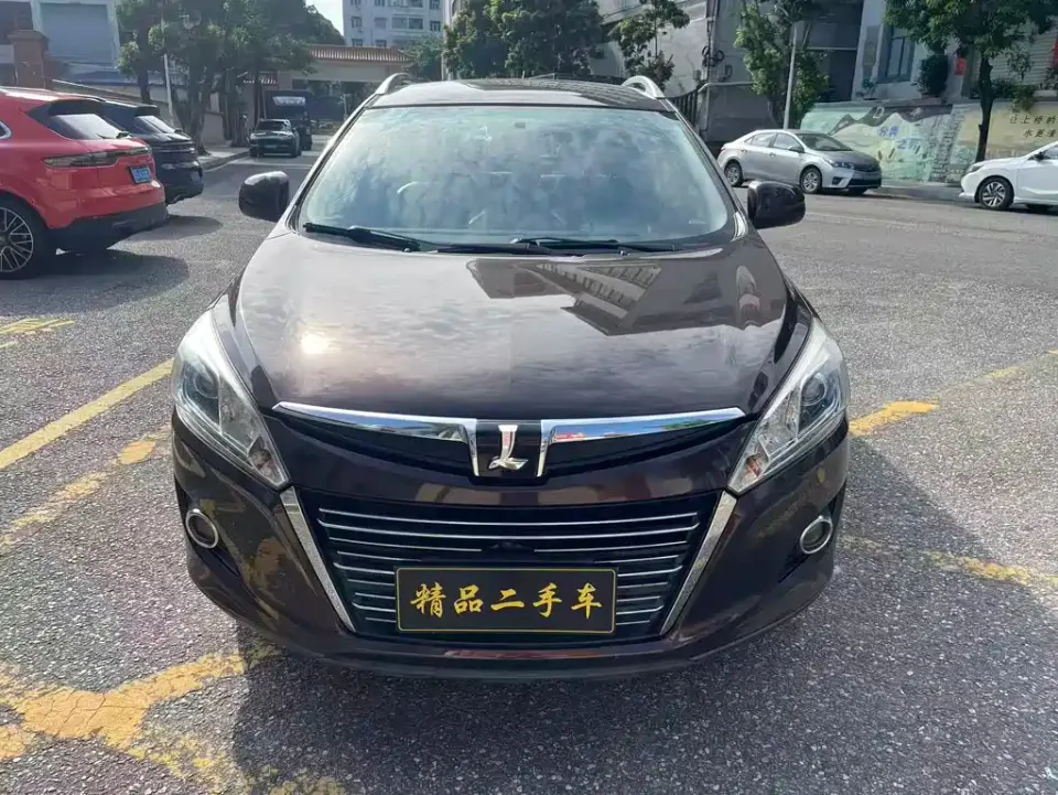 Luxgen U6