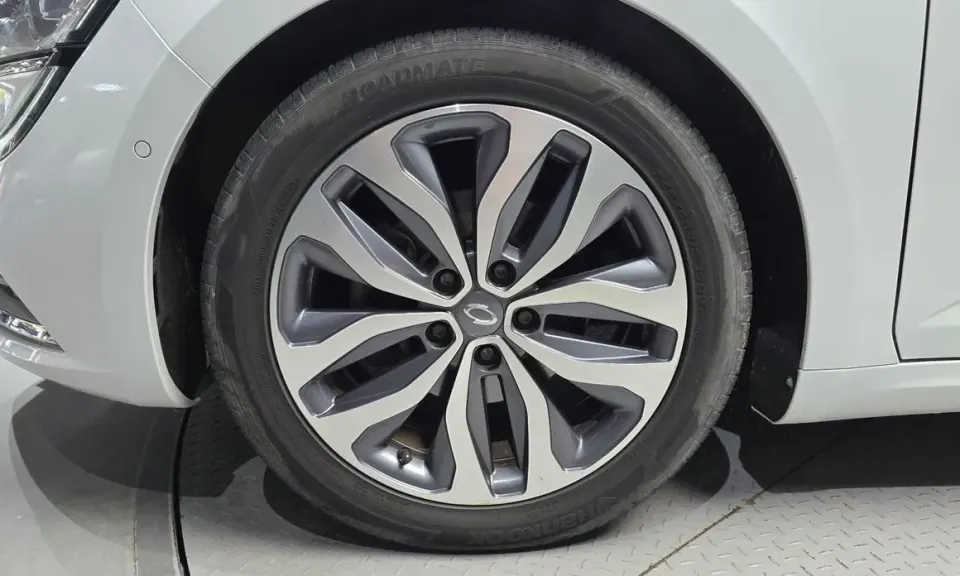 Renault Samsung SM6