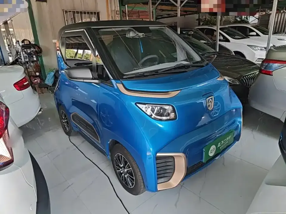 Baojun E200