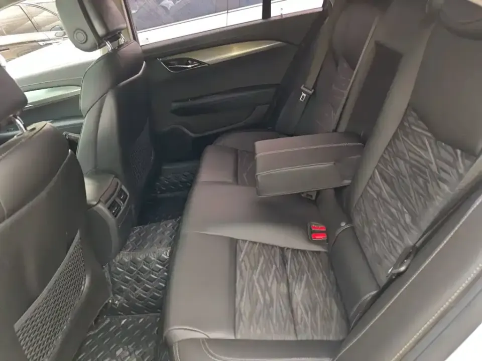 Cadillac ATS-L